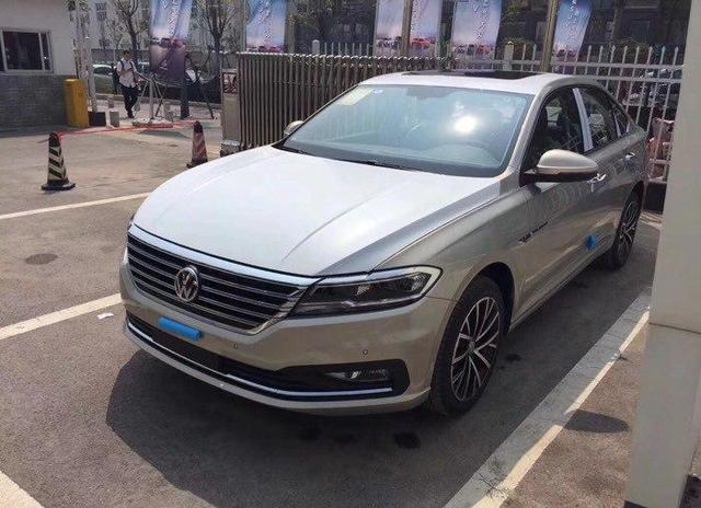 
KELME公布西班牙人2020/21赛季主客场球衣-BJL